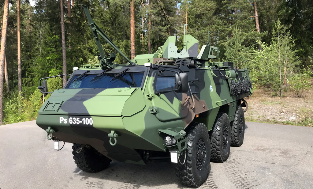 Patria6x6-FDF-FlagDay