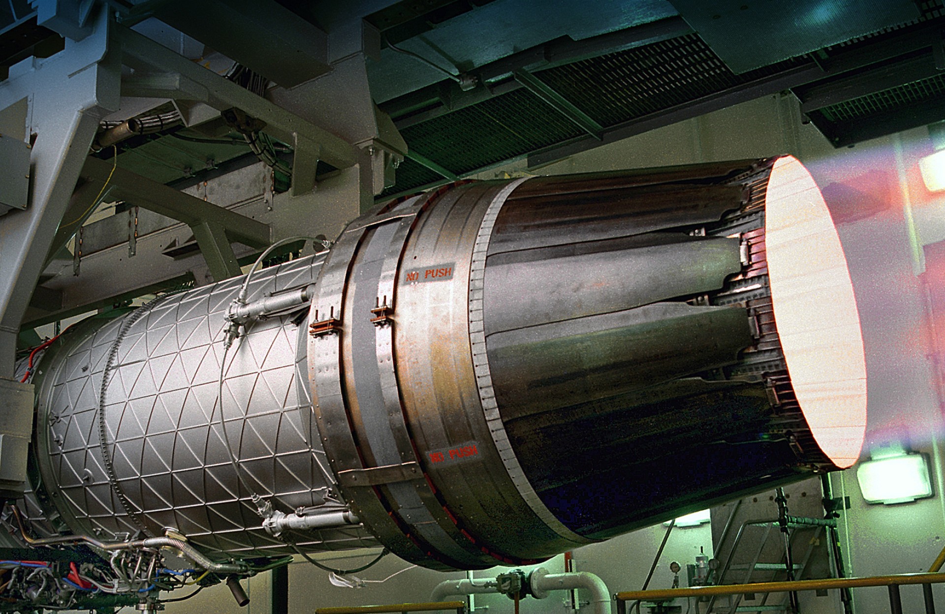 Photo Credit: Pratt &Whitney Photo Credit: Pratt & Whitney