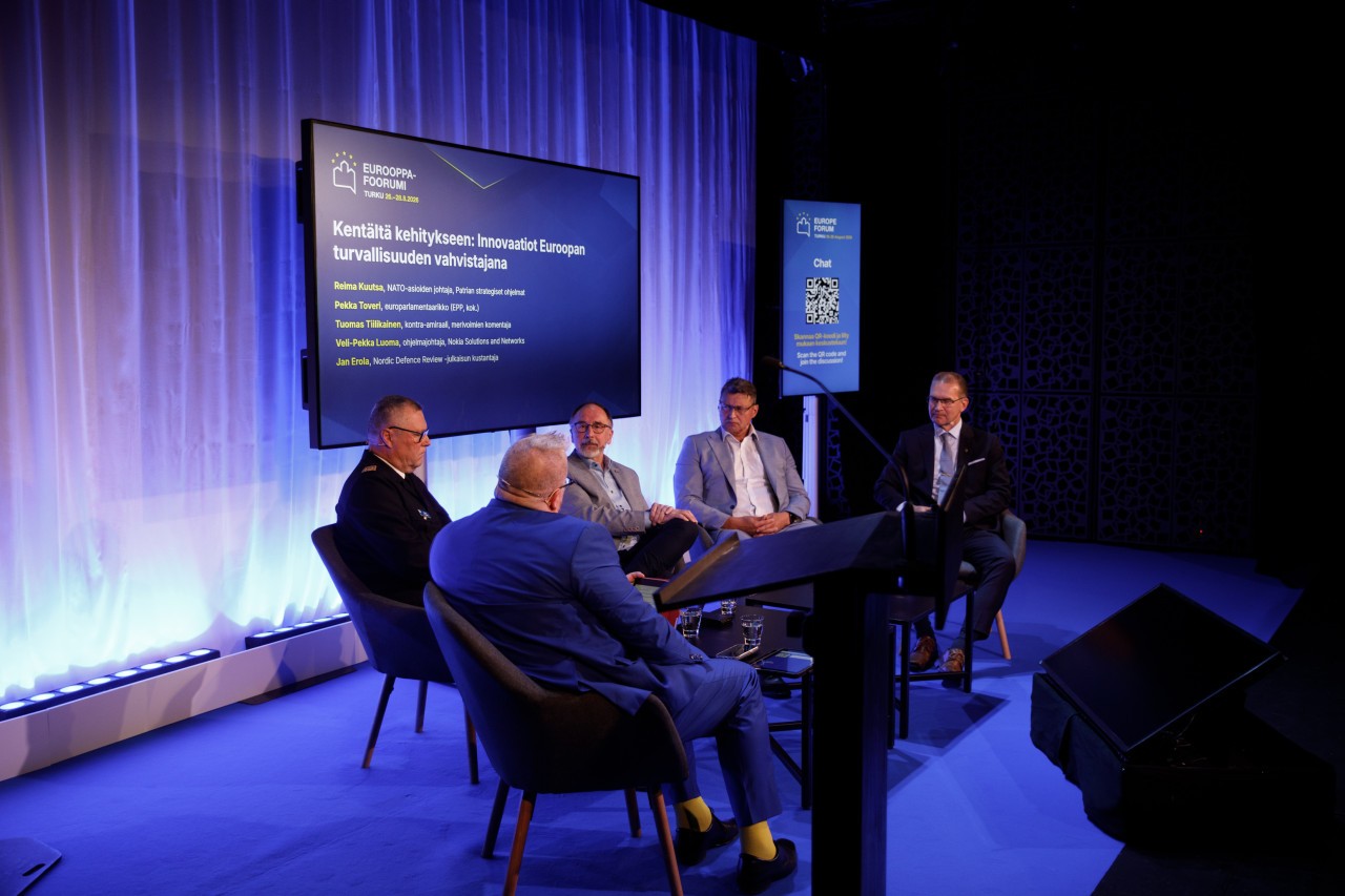 Panel discussion at Europe Forum. 