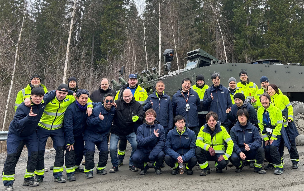 Japan-team-and-AMW8x8