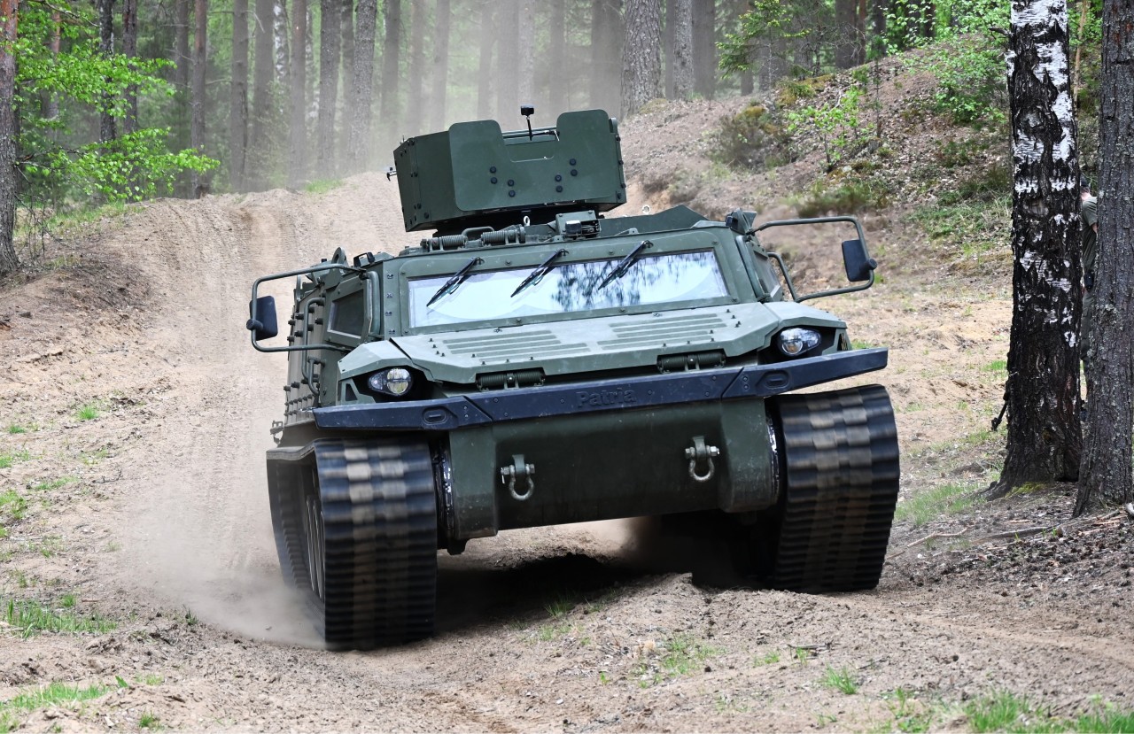 Patria TRACKX