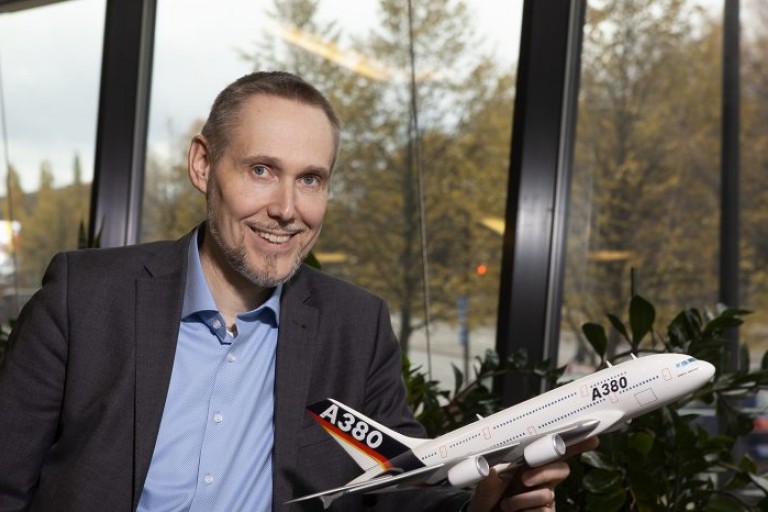 Juha Mäkelä, Patria Juha Mäkelä Patria
