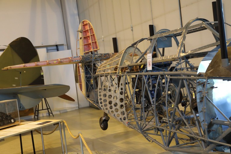 Myrsky rakentuu pala palalta