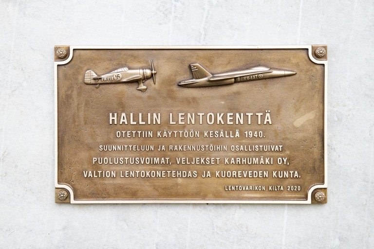 Aviation in Halli 80 years