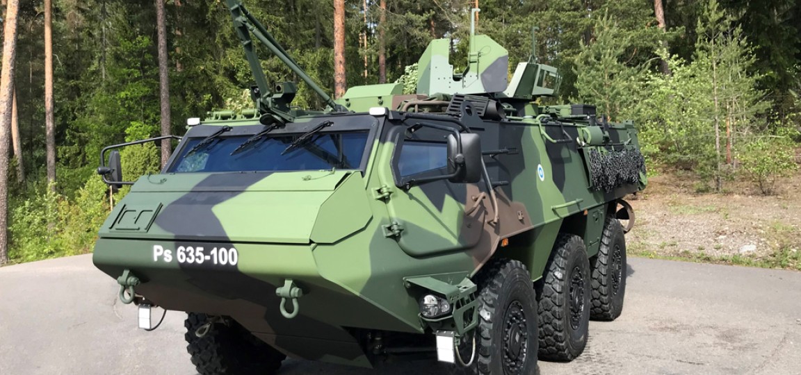 Patria6x6-FDF-FlagDay